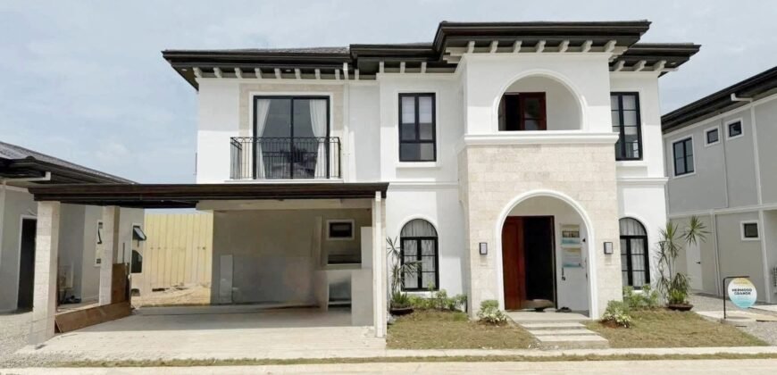 Hermoso Grande – Royal Palms Bohol