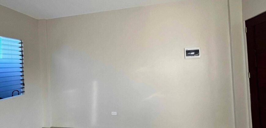 Amaya Rowhouse Unit – The Aston