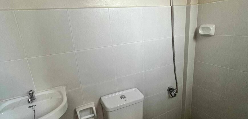 Amaya Rowhouse Unit – The Aston