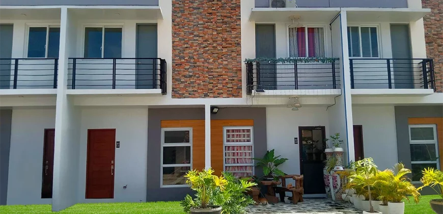 Amori – The Aston